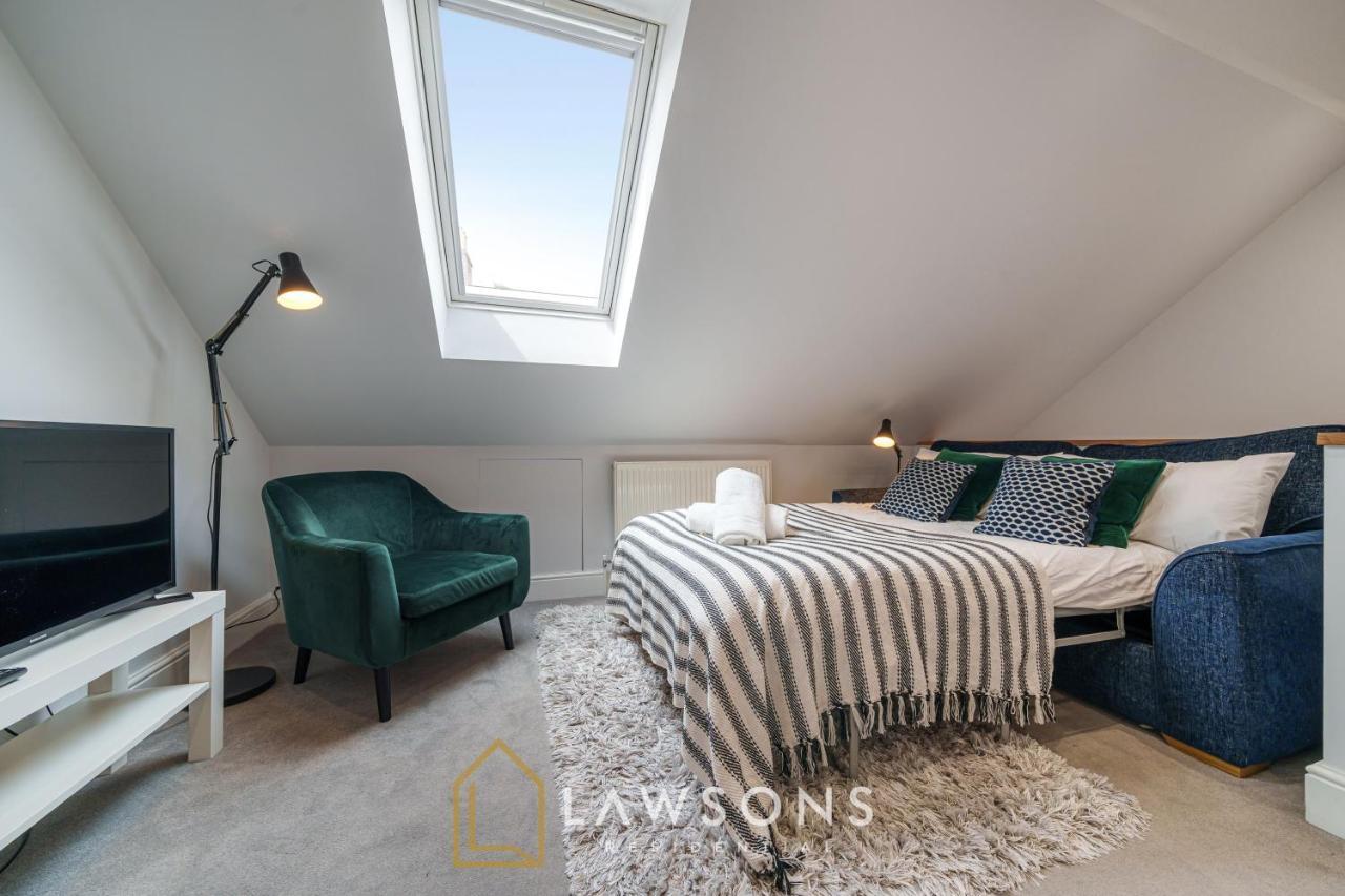 Loft Living By Lawsons With Parking Daire Windsor Dış mekan fotoğraf